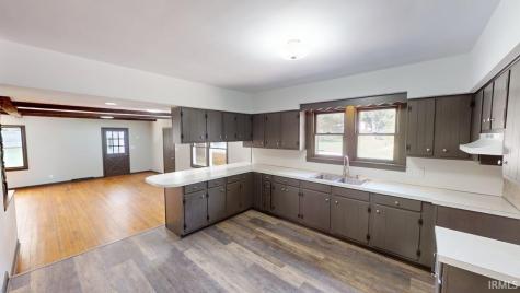 116 N Sycamore Street Huntingburg IN 47542