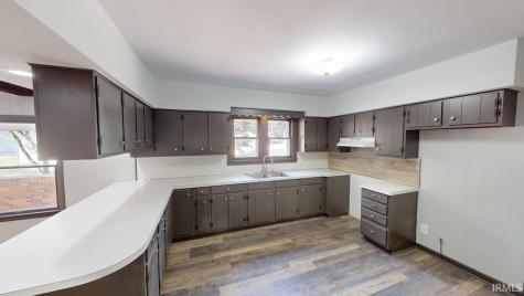 116 N Sycamore Street Huntingburg IN 47542