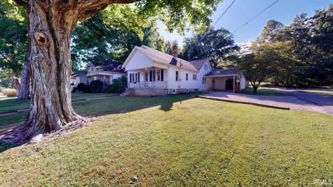 116 N Sycamore Street Huntingburg IN 47542