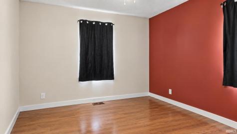 1154 NW 8th Street Linton IN 47441