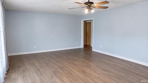 1154 NW 8th Street Linton IN 47441