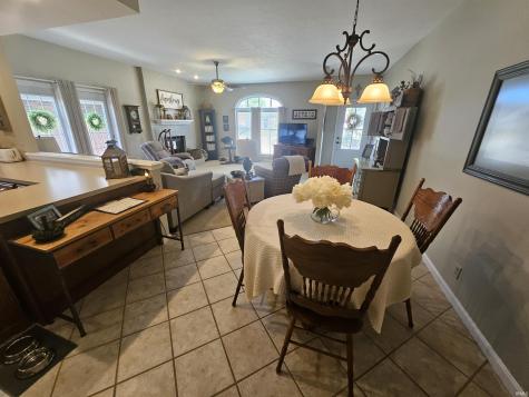 215 Shane Court Evansville IN 47715