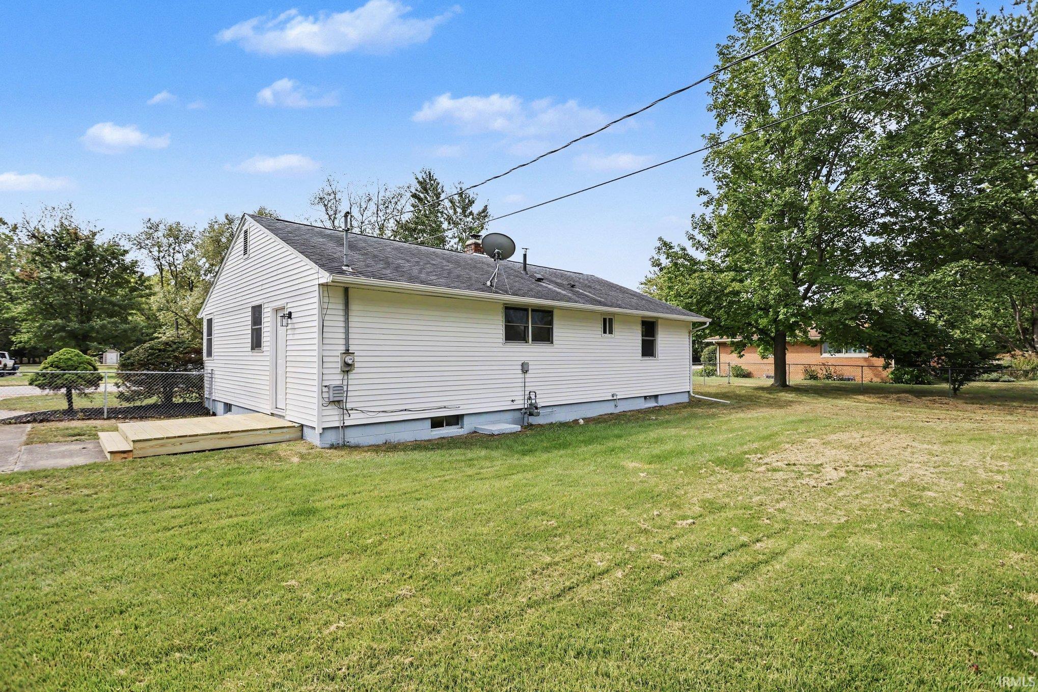 112 Shamrock Street Walkerton IN 46574