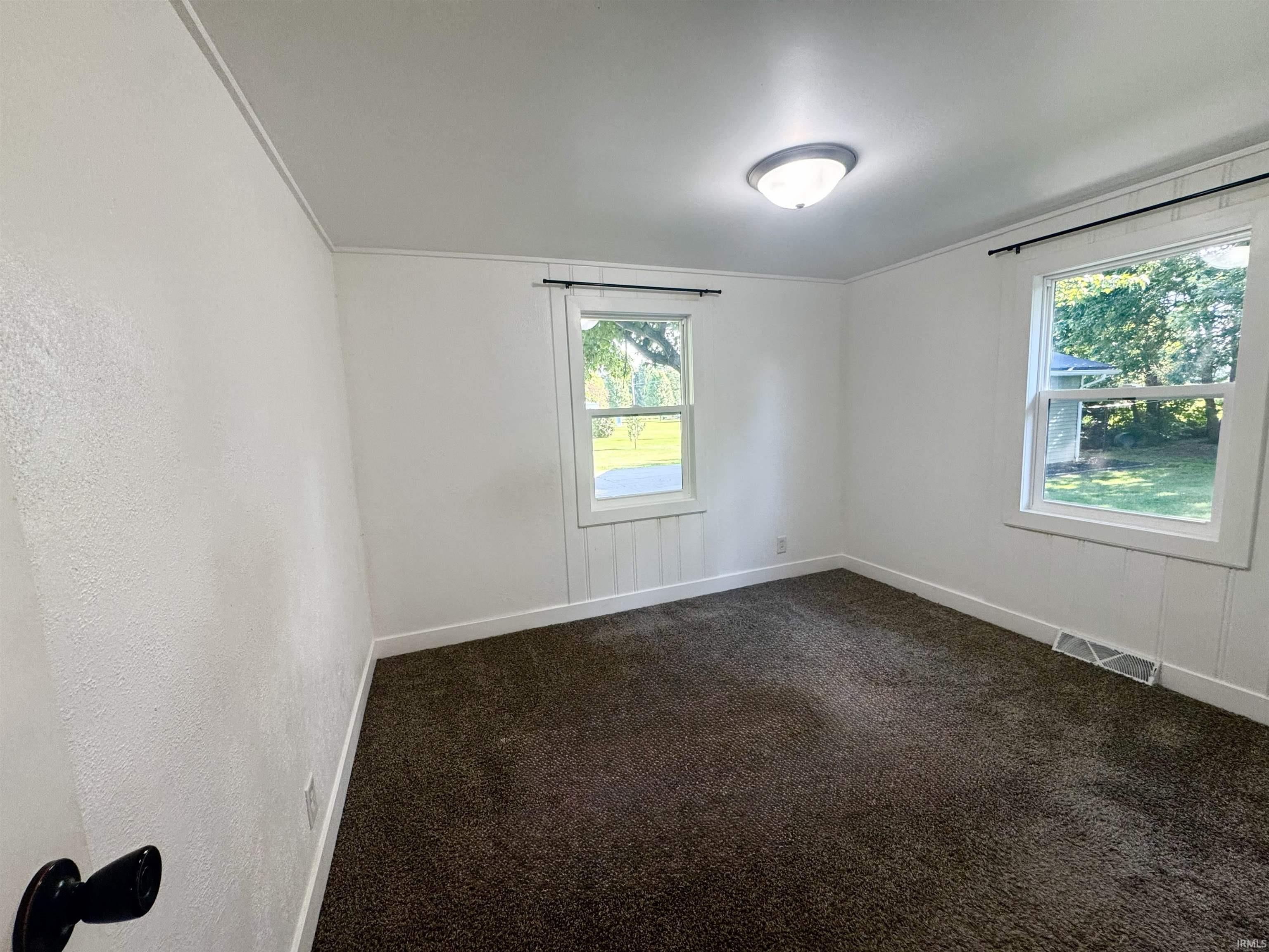 205 S Washington Street Wakarusa IN 46573