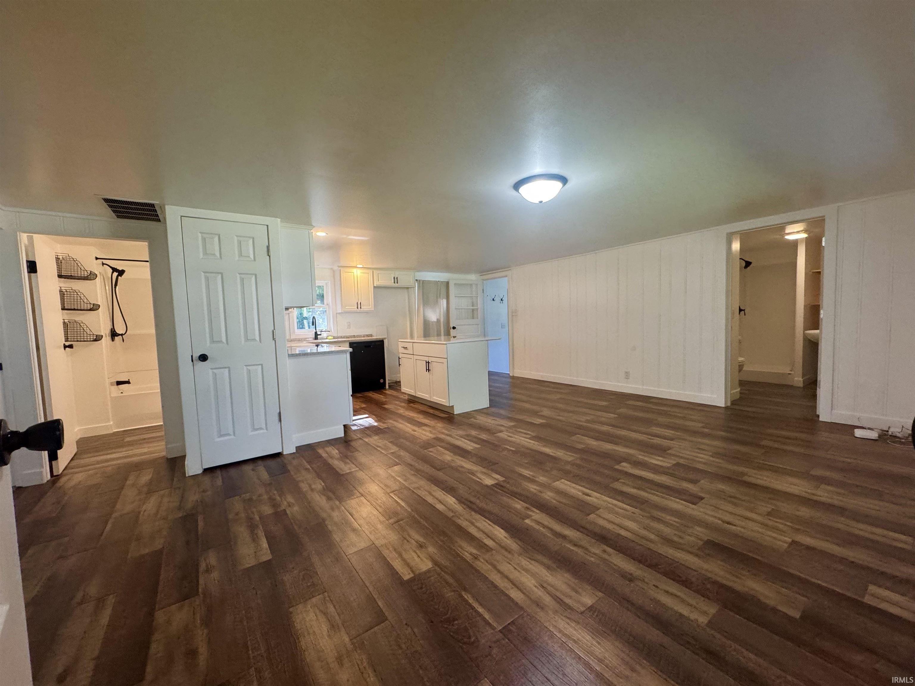 205 S Washington Street Wakarusa IN 46573