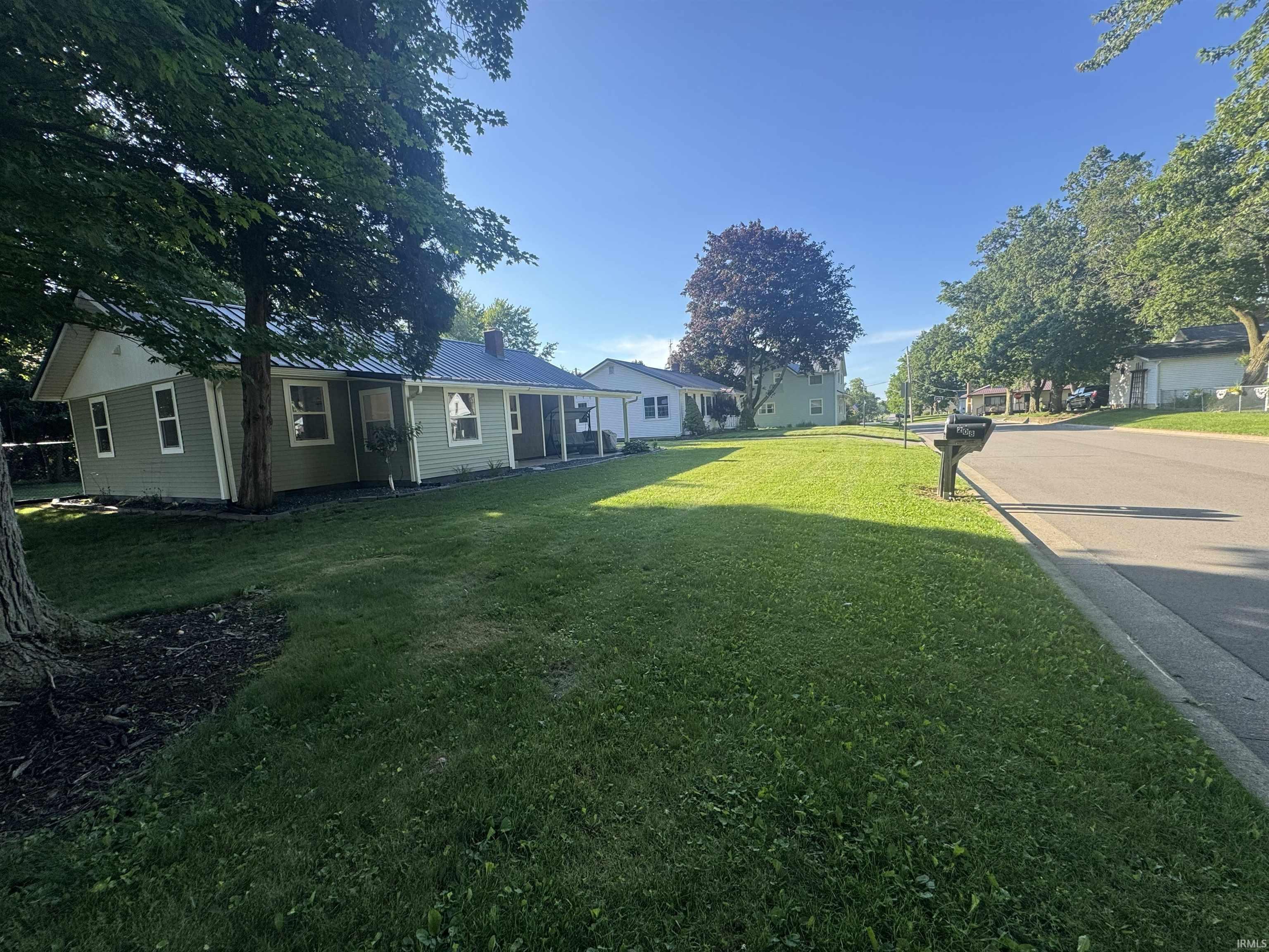 205 S Washington Street Wakarusa IN 46573