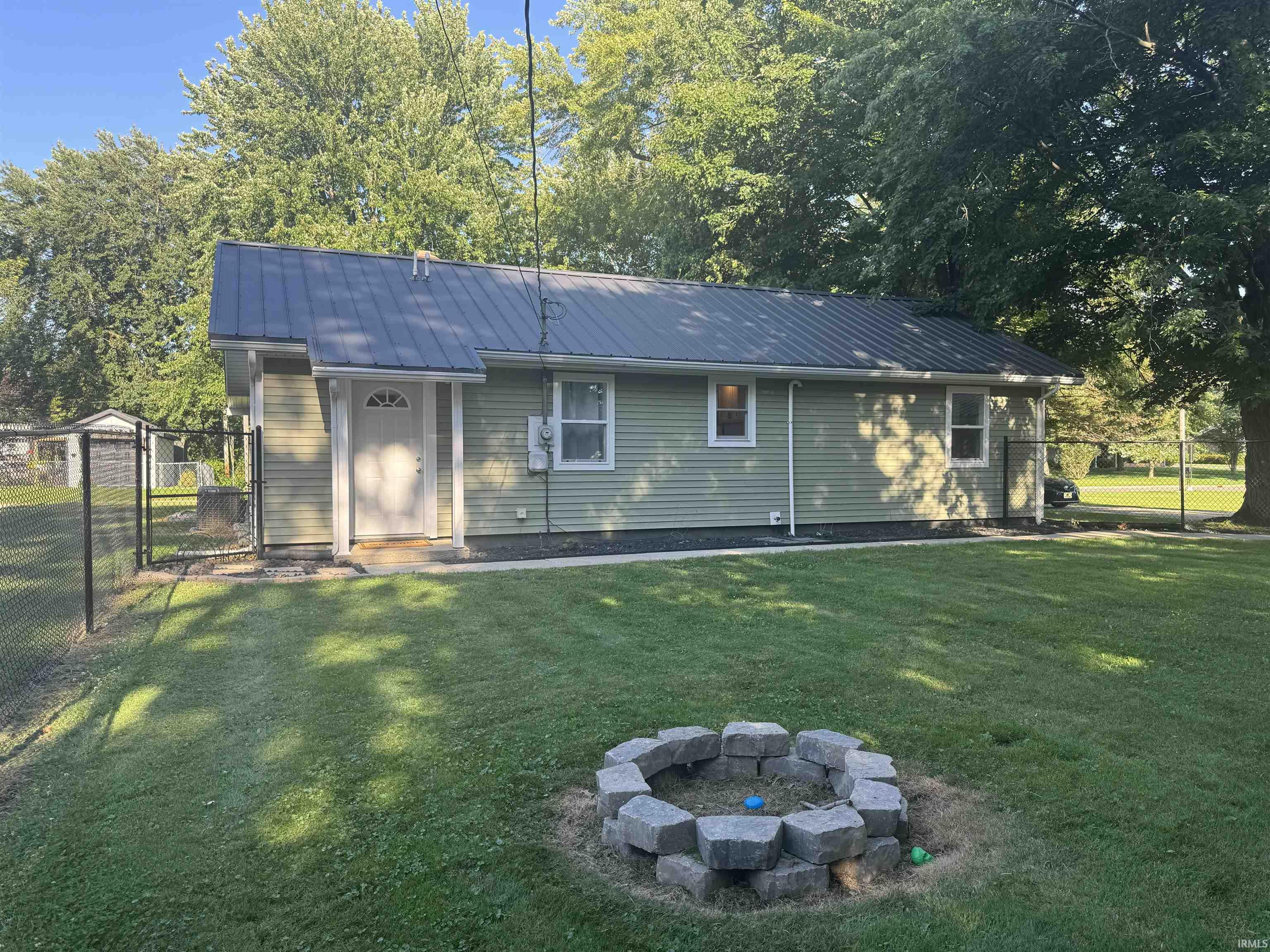 205 S Washington Street Wakarusa IN 46573