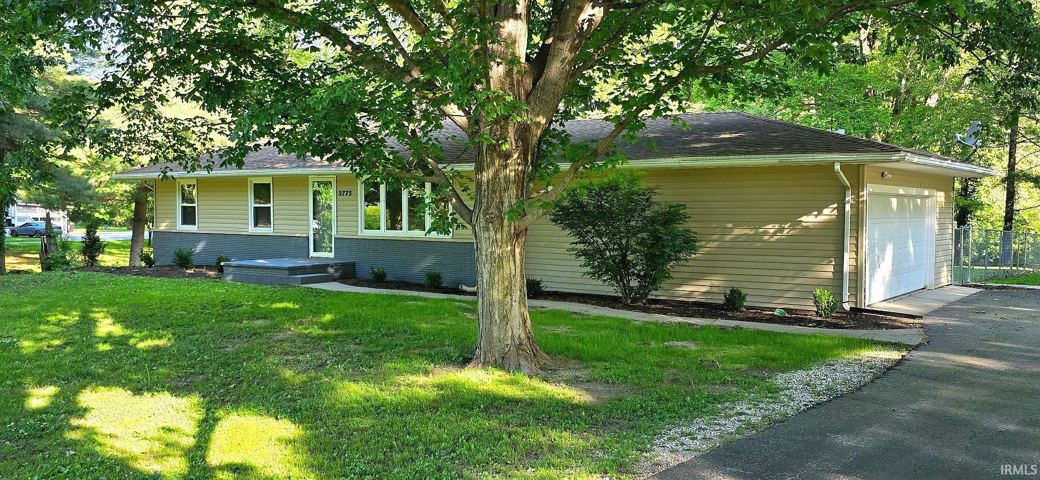 3775 N Camp Arthur Road Vincennes IN 47591
