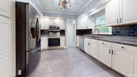 3775 N Camp Arthur Road Vincennes IN 47591