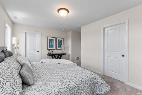 862 Zenos Boulevard Fort Wayne IN 46818