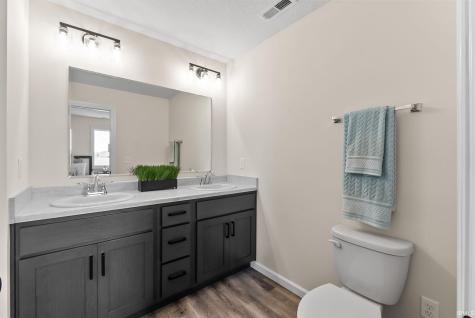 862 Zenos Boulevard Fort Wayne IN 46818