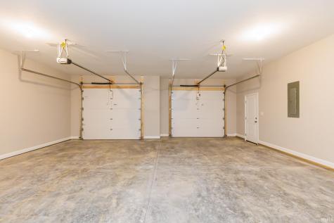 17 Red Oak Drive Bedford IN 47421