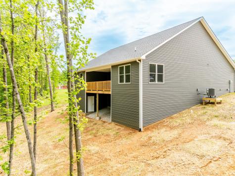 17 Red Oak Drive Bedford IN 47421