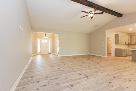 17 Red Oak Drive Bedford IN 47421