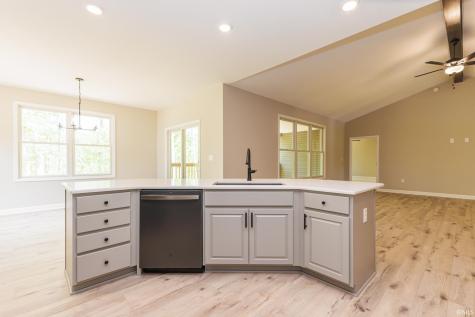 17 Red Oak Drive Bedford IN 47421