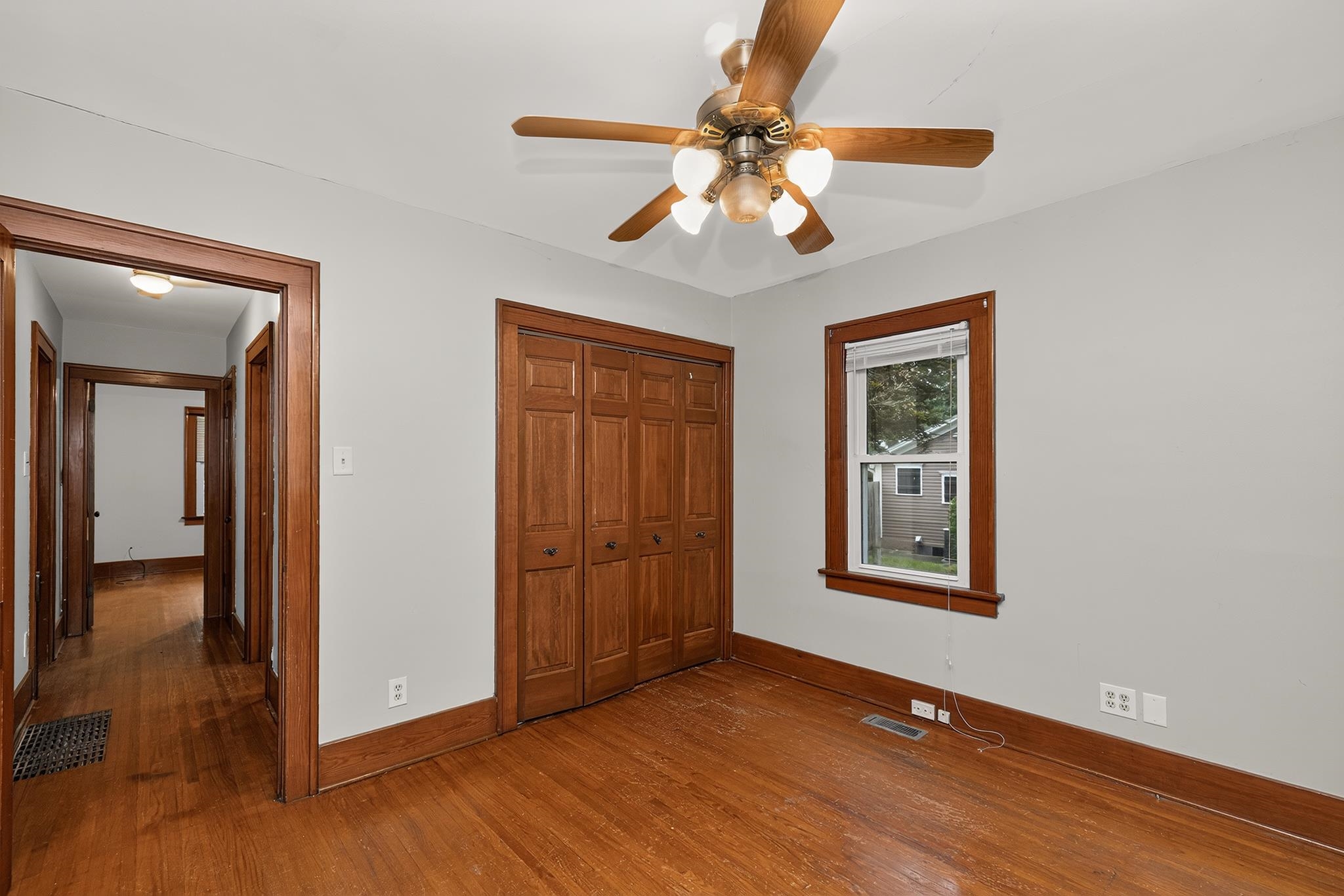 131 Kenyon Avenue Elkhart IN 46516