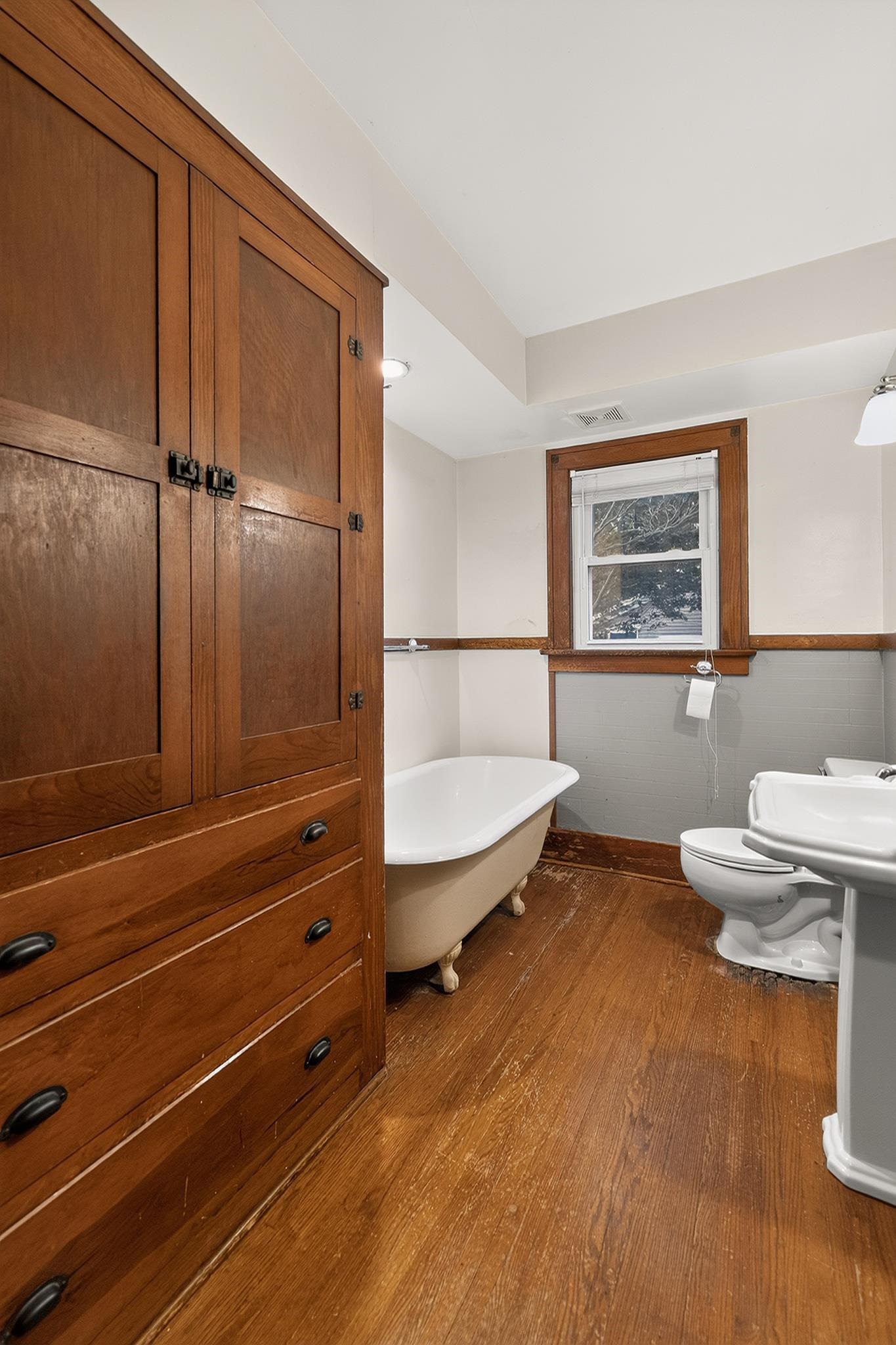 131 Kenyon Avenue Elkhart IN 46516