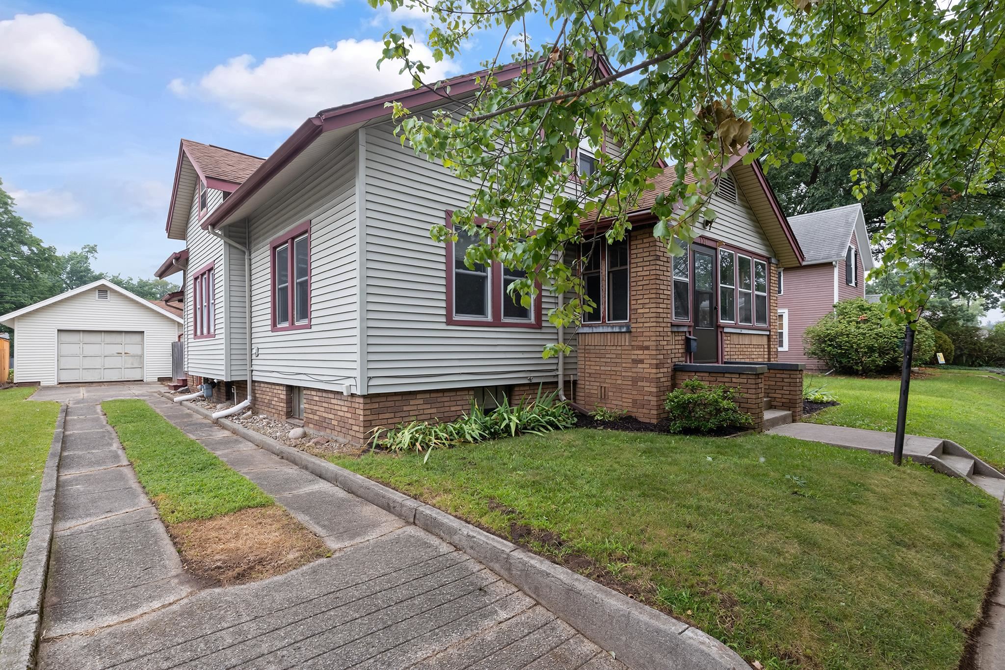 131 Kenyon Avenue Elkhart IN 46516
