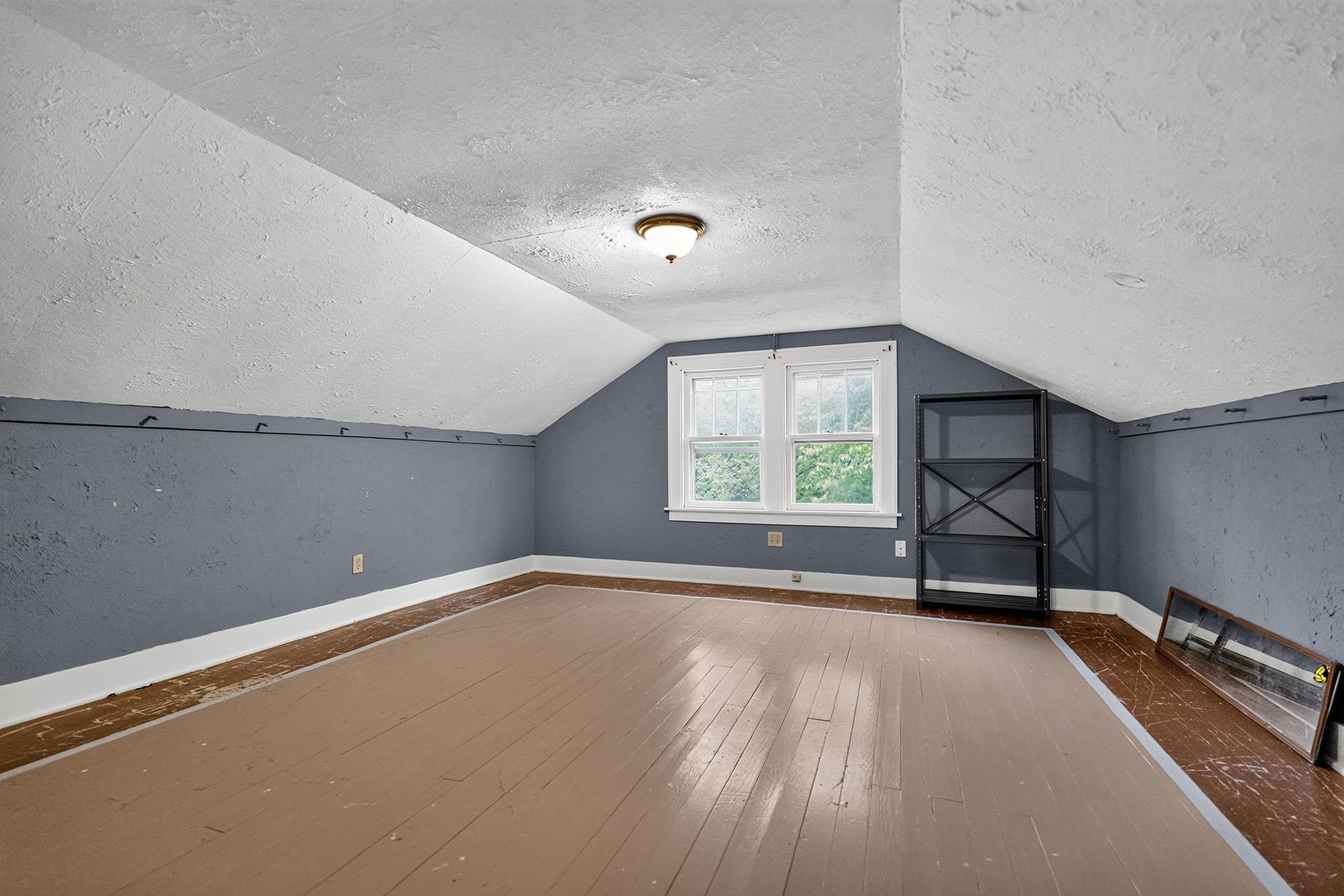 131 Kenyon Avenue Elkhart IN 46516