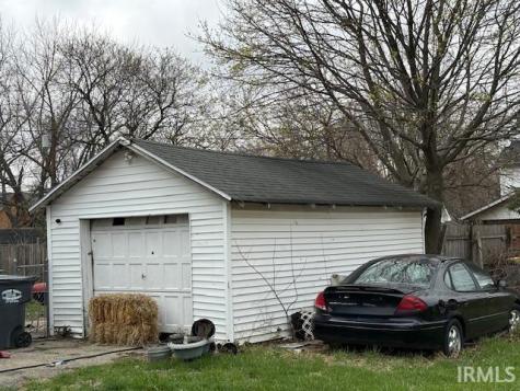 1208 W 3rd Street Anderson IN 46016