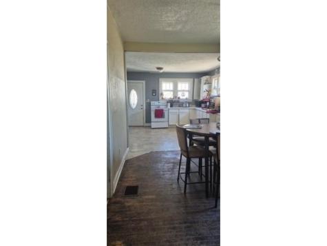 1208 W 3rd Street Anderson IN 46016