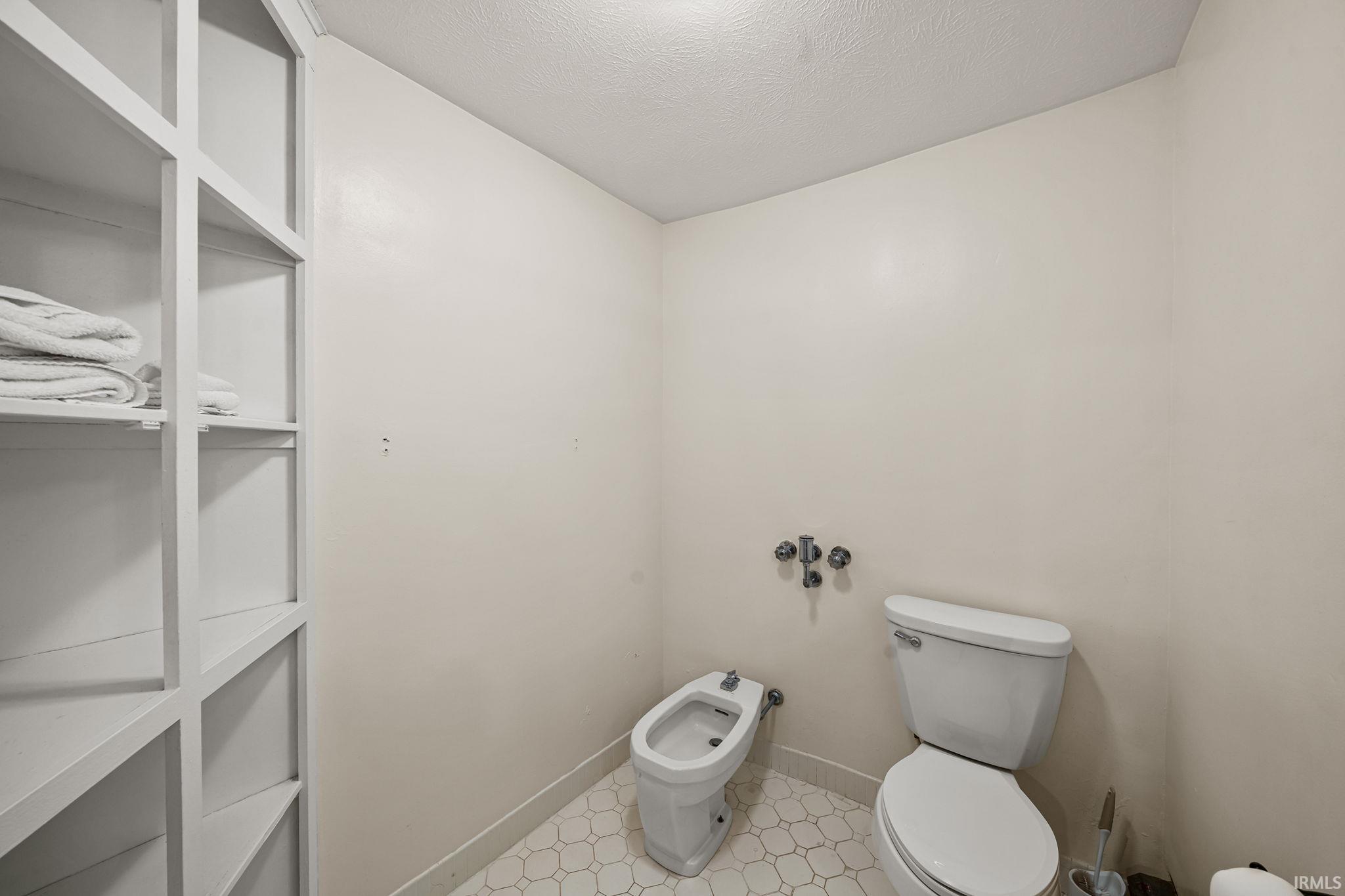 1517 Rosemary Lane South Bend IN 46637