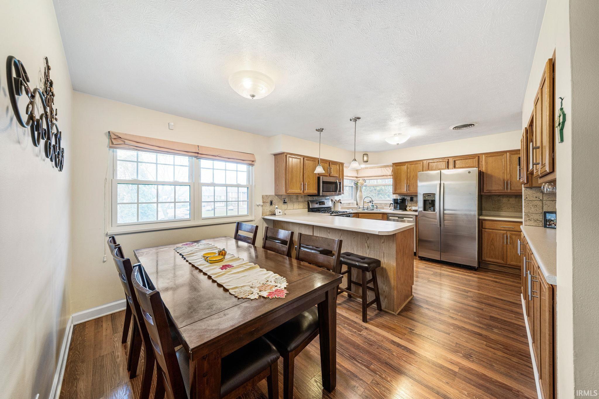 1517 Rosemary Lane South Bend IN 46637