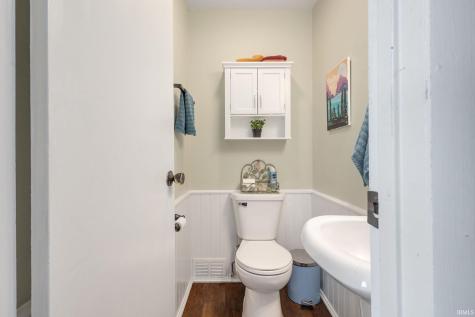 814 W Lawrence Street Mishawaka IN 46545