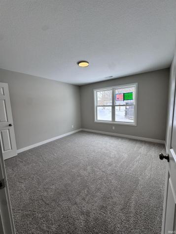 2079 Willow Bend Huntington IN 46750