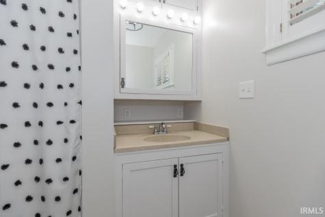 9707 Denzer Road Evansville IN 47720