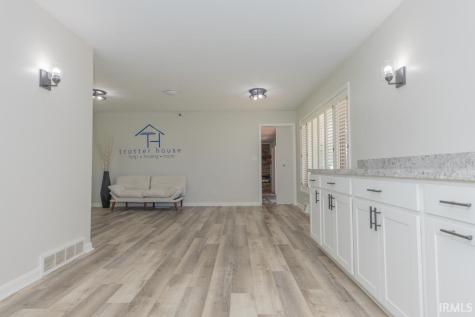 9707 Denzer Road Evansville IN 47720