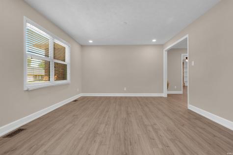 7517 Blackford Avenue Evansville IN 47715