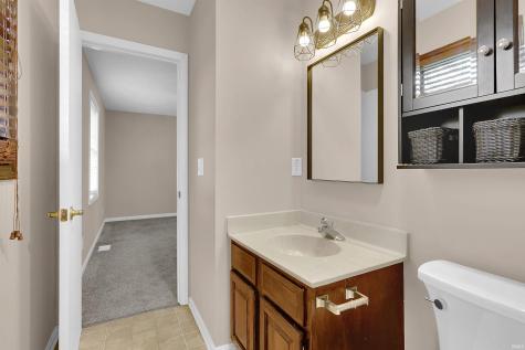 7517 Blackford Avenue Evansville IN 47715
