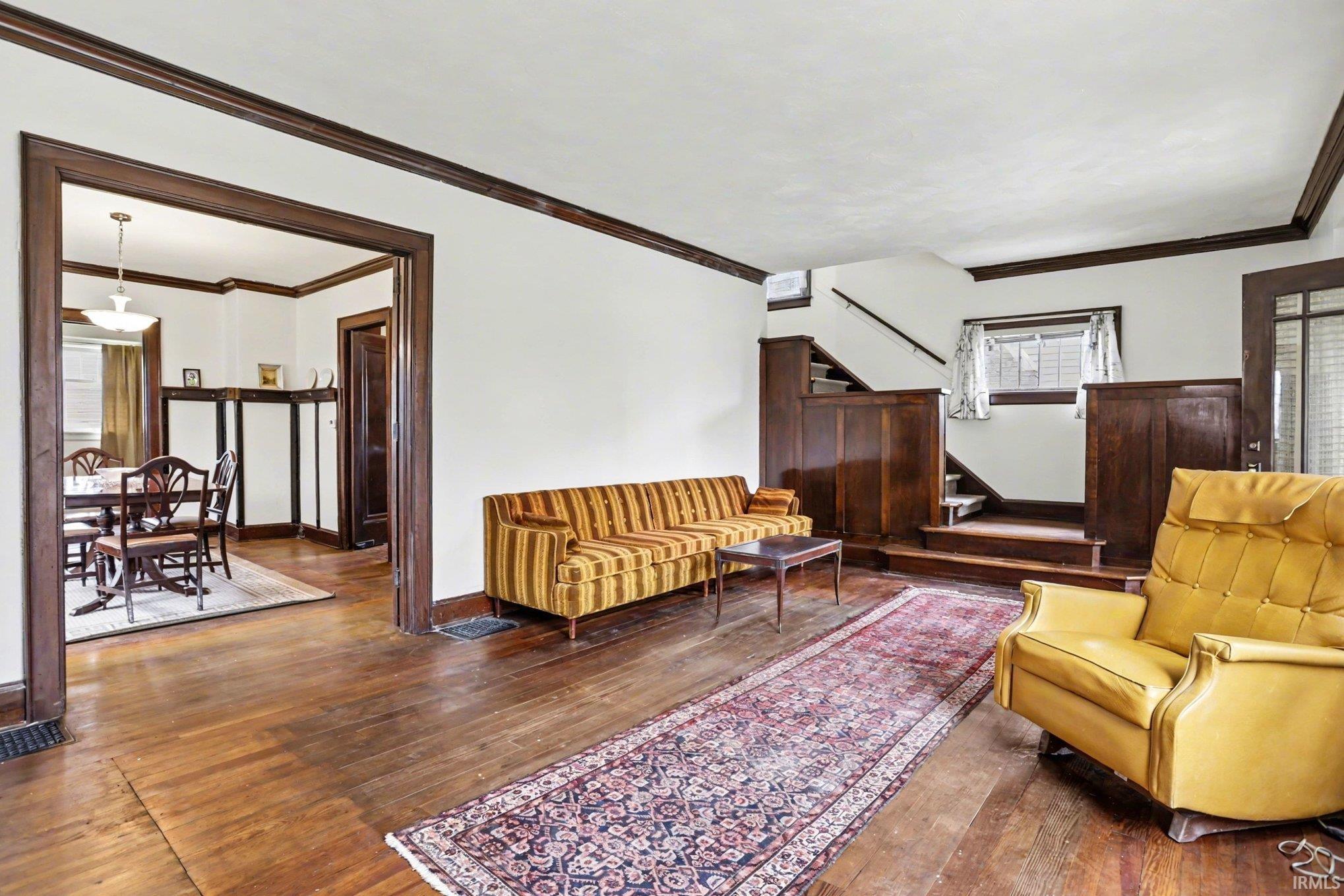 1112 Blaine Avenue South Bend IN 46616