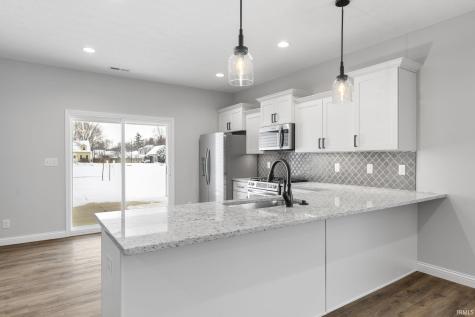 1053 E Wabash Street Frankfort IN 46041