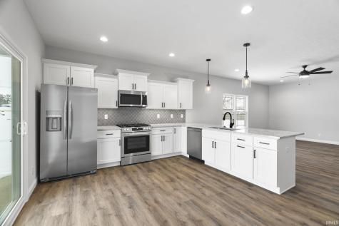 1053 E Wabash Street Frankfort IN 46041