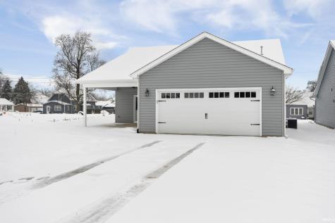 1053 E Wabash Street Frankfort IN 46041