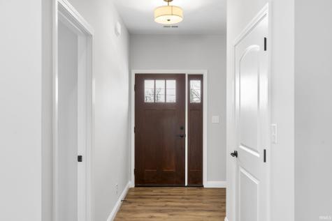 1053 E Wabash Street Frankfort IN 46041