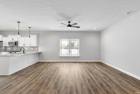 1053 E Wabash Street Frankfort IN 46041