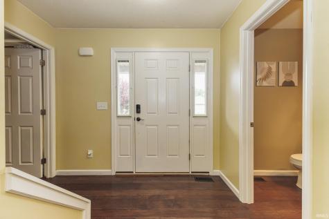 7815 W Logan Drive Yorktown IN 47396