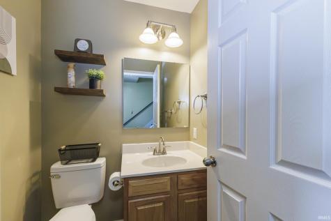 7815 W Logan Drive Yorktown IN 47396