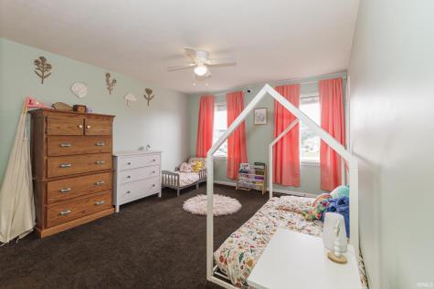 7815 W Logan Drive Yorktown IN 47396