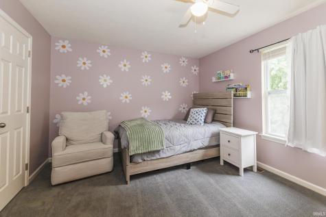 7815 W Logan Drive Yorktown IN 47396