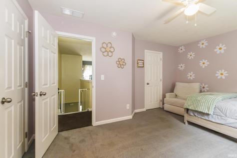 7815 W Logan Drive Yorktown IN 47396