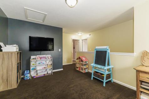 7815 W Logan Drive Yorktown IN 47396