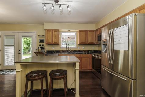 7815 W Logan Drive Yorktown IN 47396