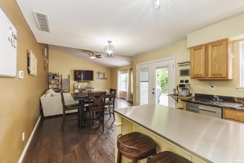 7815 W Logan Drive Yorktown IN 47396