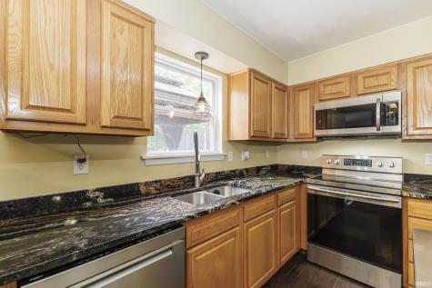 7815 W Logan Drive Yorktown IN 47396