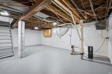 417 S Hutchinson Avenue Muncie IN 47303