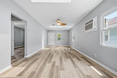 417 S Hutchinson Avenue Muncie IN 47303